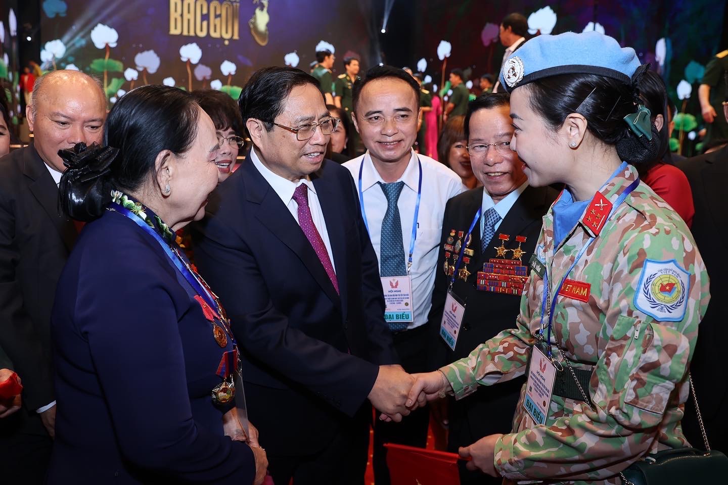 /UploadStore/admin/230621 700 dai bieu tuyen duong tieu bieu/12B5D1FF-4445-48DA-B902-0AD1B7518D83.JPG